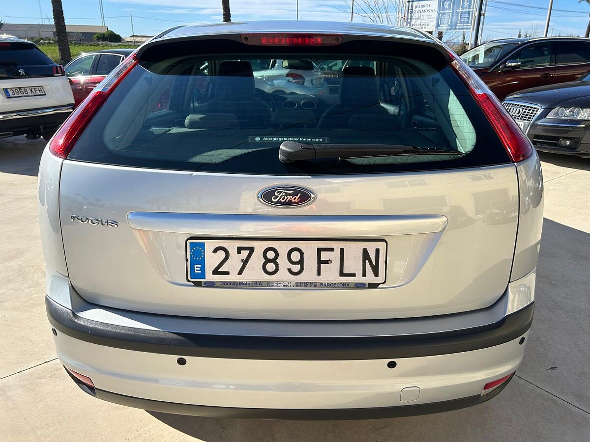 FORD FOCUS TREND 1.6 AUTO SPANISH LHD IN SPAIN ONLY 57000 MILES SUPERB 2007